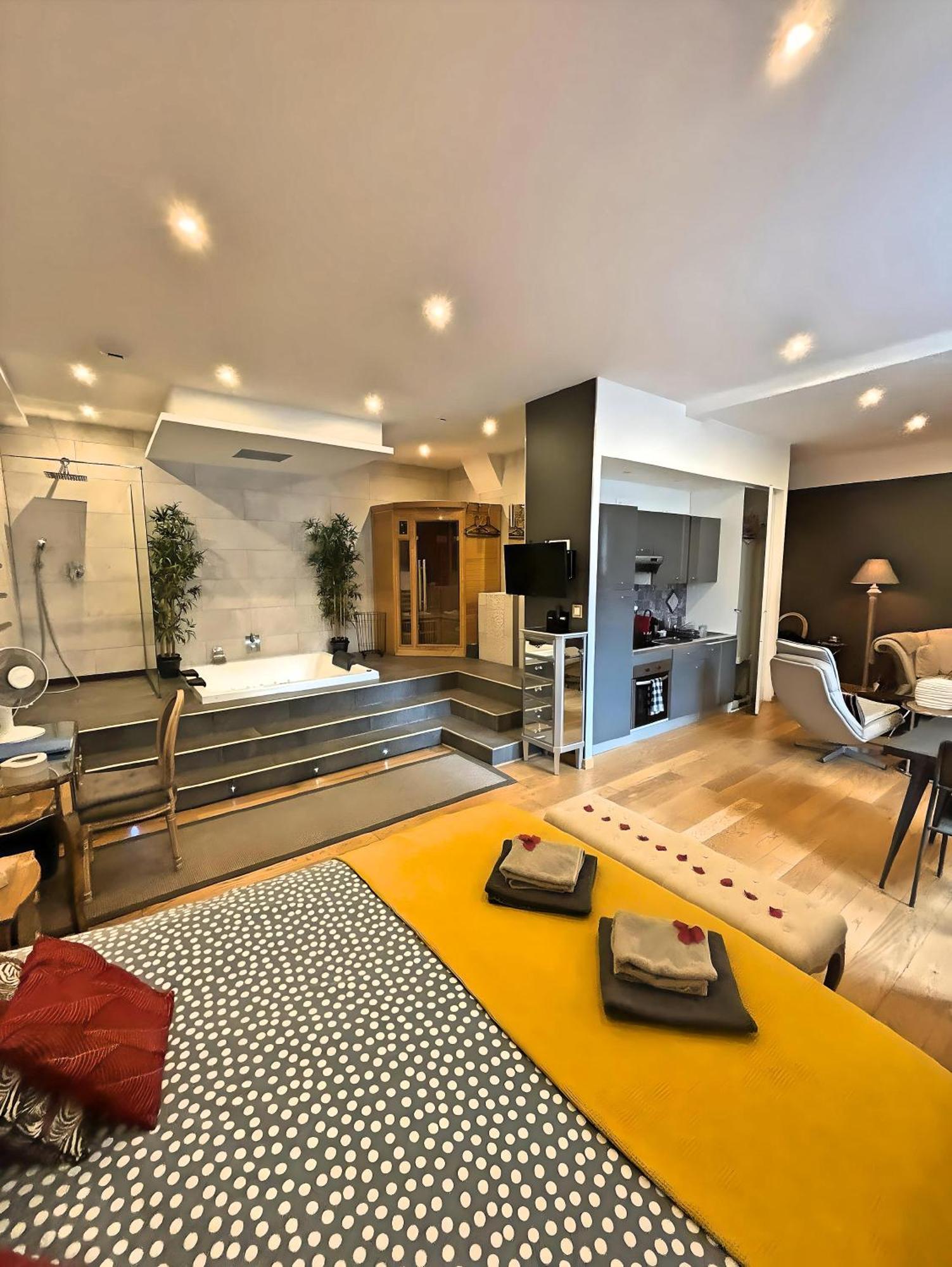 Loft & Spa Privatif Dijon Exterior foto
